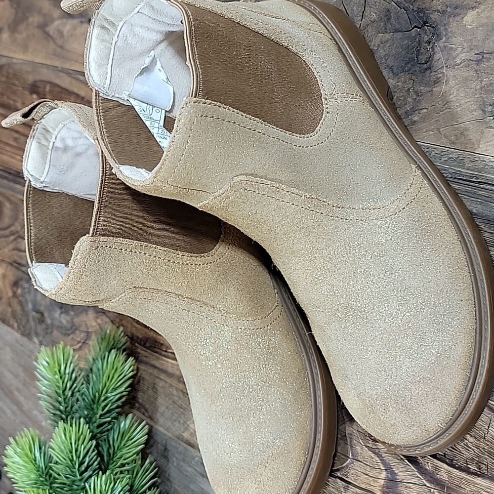 UGG Youth Chelsea Metallic Bolden Ankle Boot Y5~W6 - Picture 9 of 14